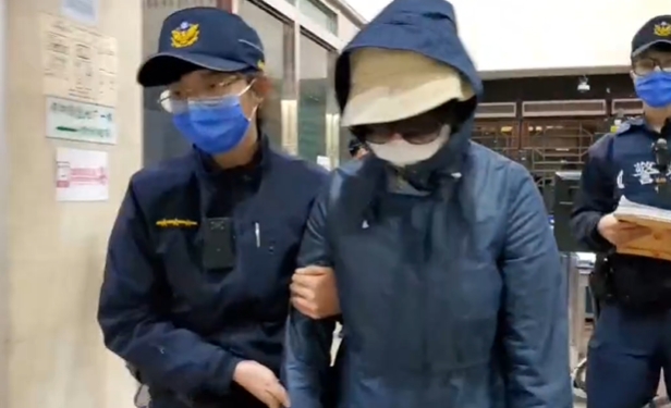 北市文山區萬盛街在（1）日下午驚傳一起恐怖情侶兇殺案。（圖／中天新聞）