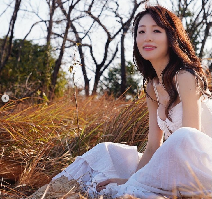 47歲的陳繹嵐凍齡有術。（圖／翻攝自eunis818 IG）