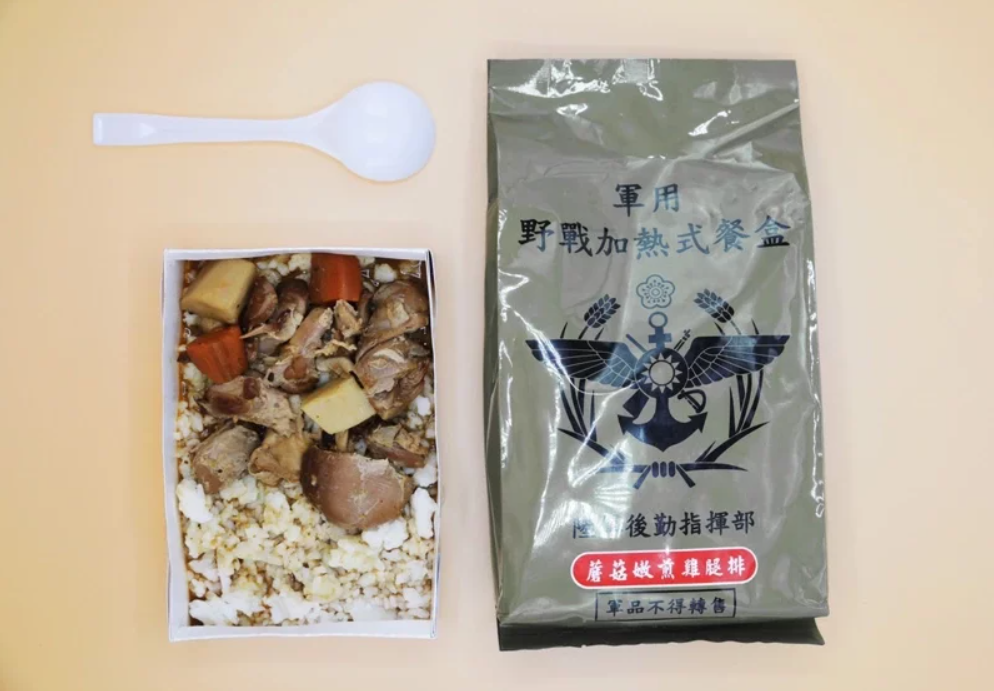 國軍加熱式餐盒。（以上圖／陸軍後勤指揮部）