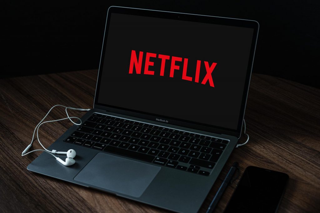 為防止「共享帳號」的惡習，Netflix推出新制度。（示意圖／翻攝自Pixabay）
