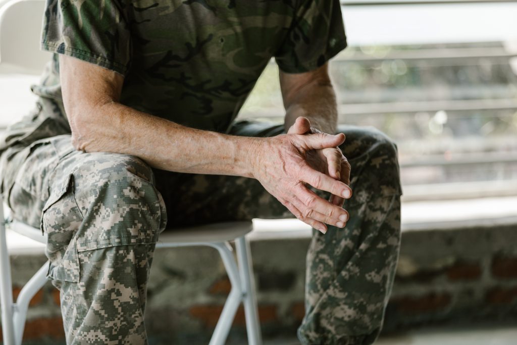 英國陸軍被發現帶女子進軍營開性愛趴。（示意圖／pexels）