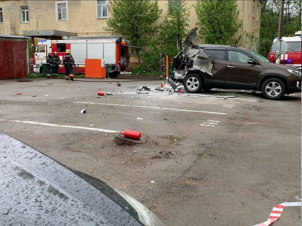俄軍近日上戰場發現了瑞典反裝甲火箭實彈，結果竟於載返國轉賣的運送過程中意外爆炸，造成車上俄兵受傷。（圖／翻攝自推特／@UAWeapons）