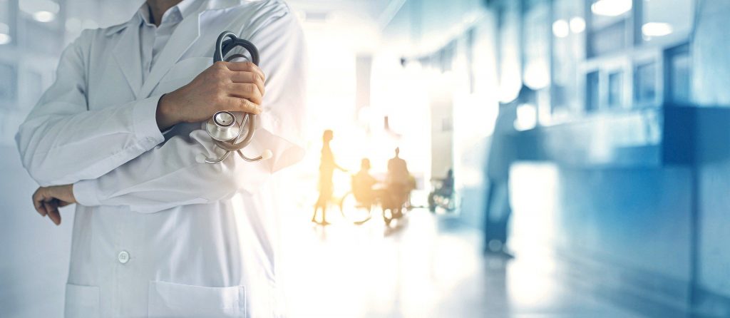 護理師呼籲輕症患者，不要湧入急診，將醫療資源留給需要的人。（示意圖／Pixabay）