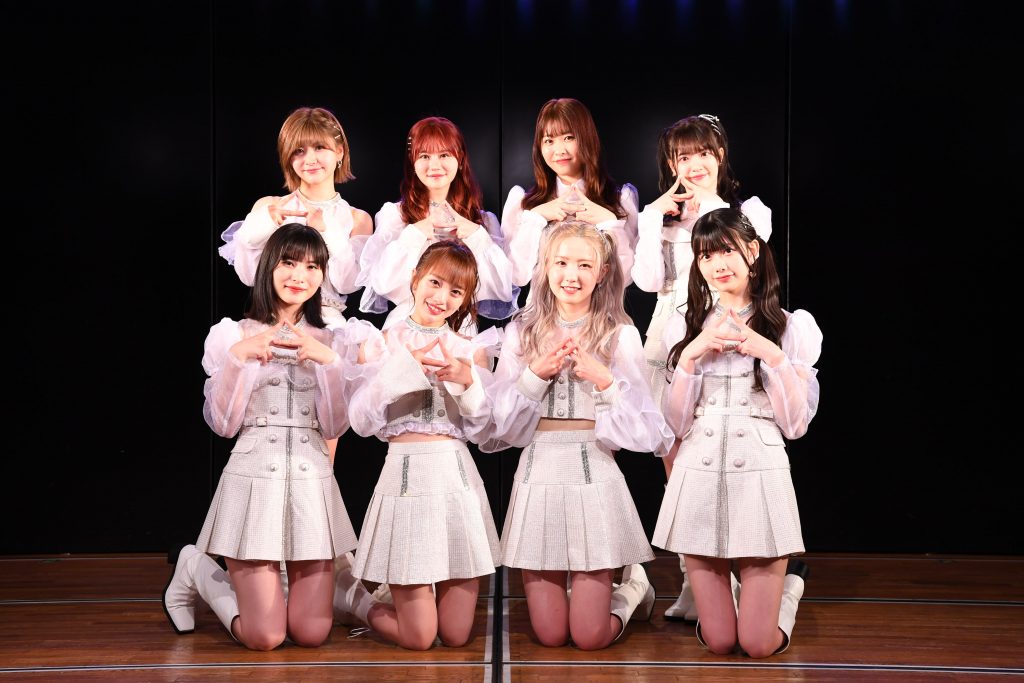 本田仁美回歸AKB48發行單曲《前男友》，成為團體C位。圖／AKB48，KING RECORDS，You, Be Cool!提供。