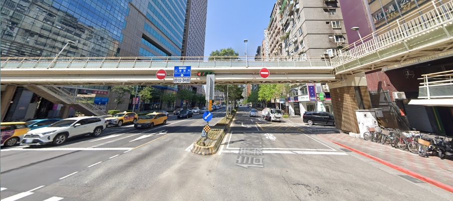 世貿天橋即將走入歷史。（圖／翻攝自Google map）