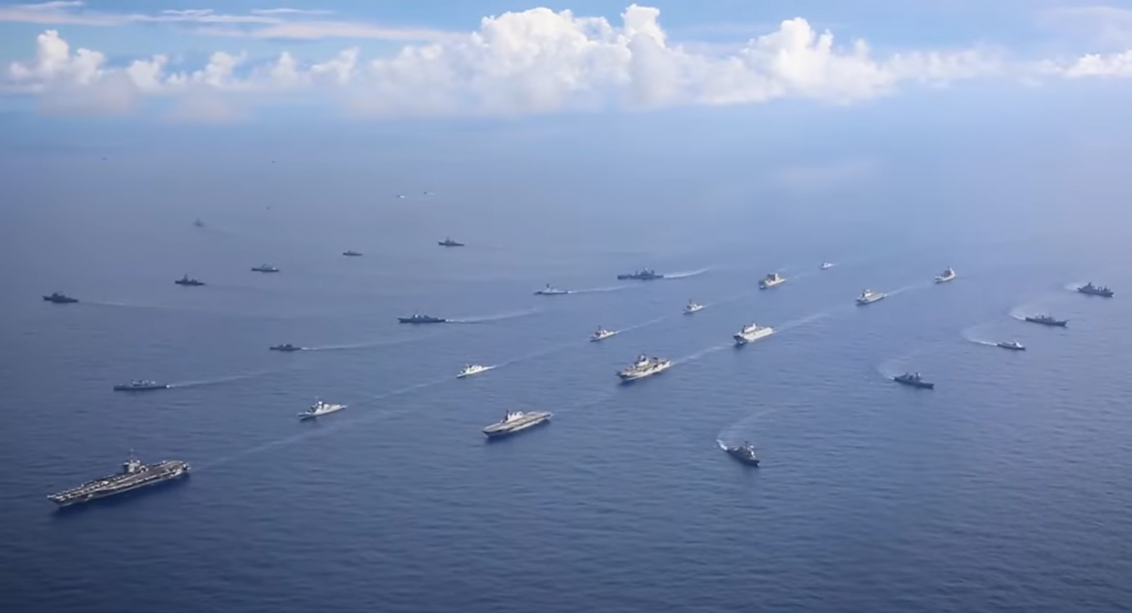   2022「RIMPAC環太平洋演習」 ，美國海軍航母戰鬥群。（圖／翻攝自 RIMPAC臉書粉專） 