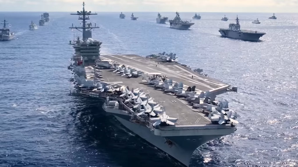  2022「RIMPAC環太平洋演習」 ，美國海軍航母戰鬥群。（圖／翻攝自 RIMPAC臉書粉專）