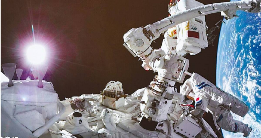 大陸火星探測任務發現,火星在10億年前曾存在液態水。(圖/CTWANT提供)