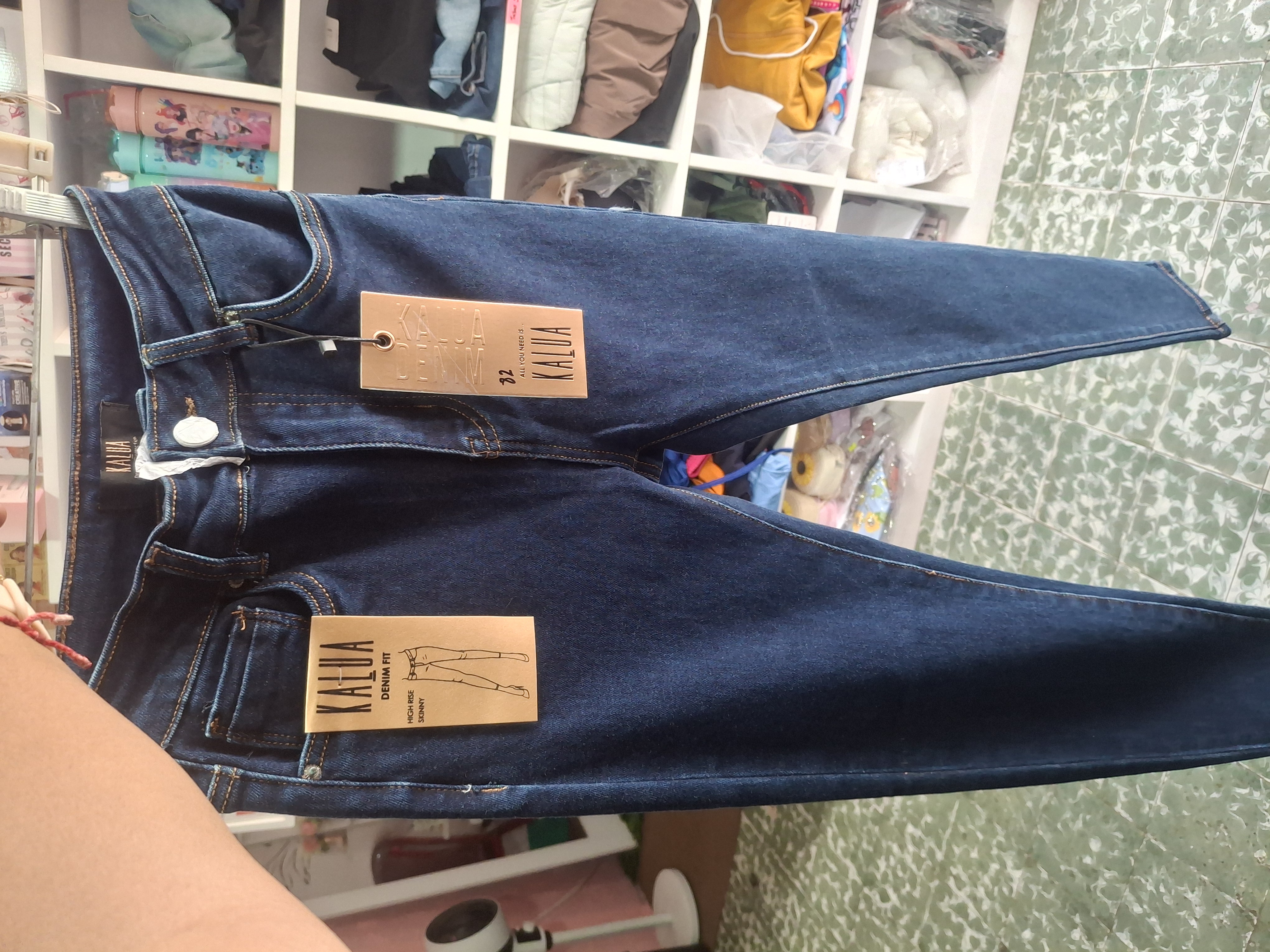 Pantalones skini Kalua - Semetabaj Visu