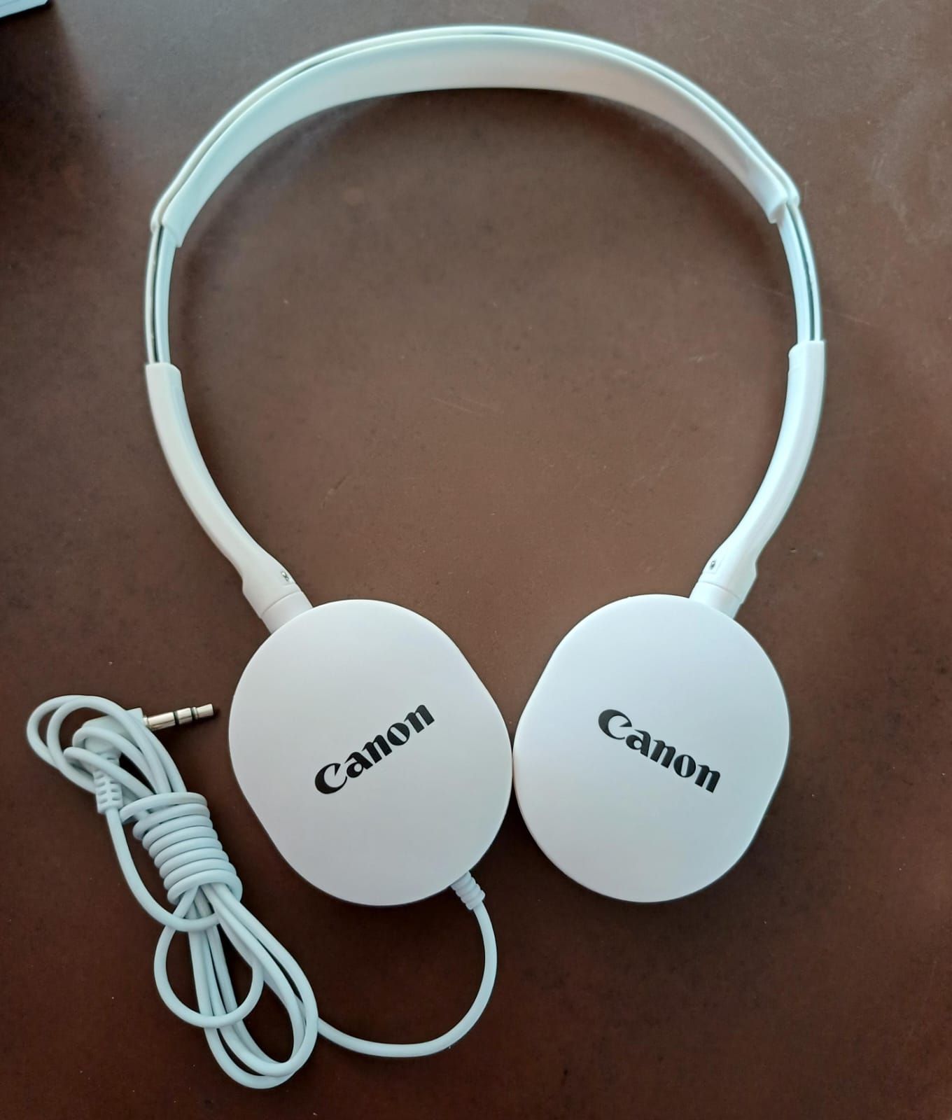 Audífonos Blancos Canon de Plu