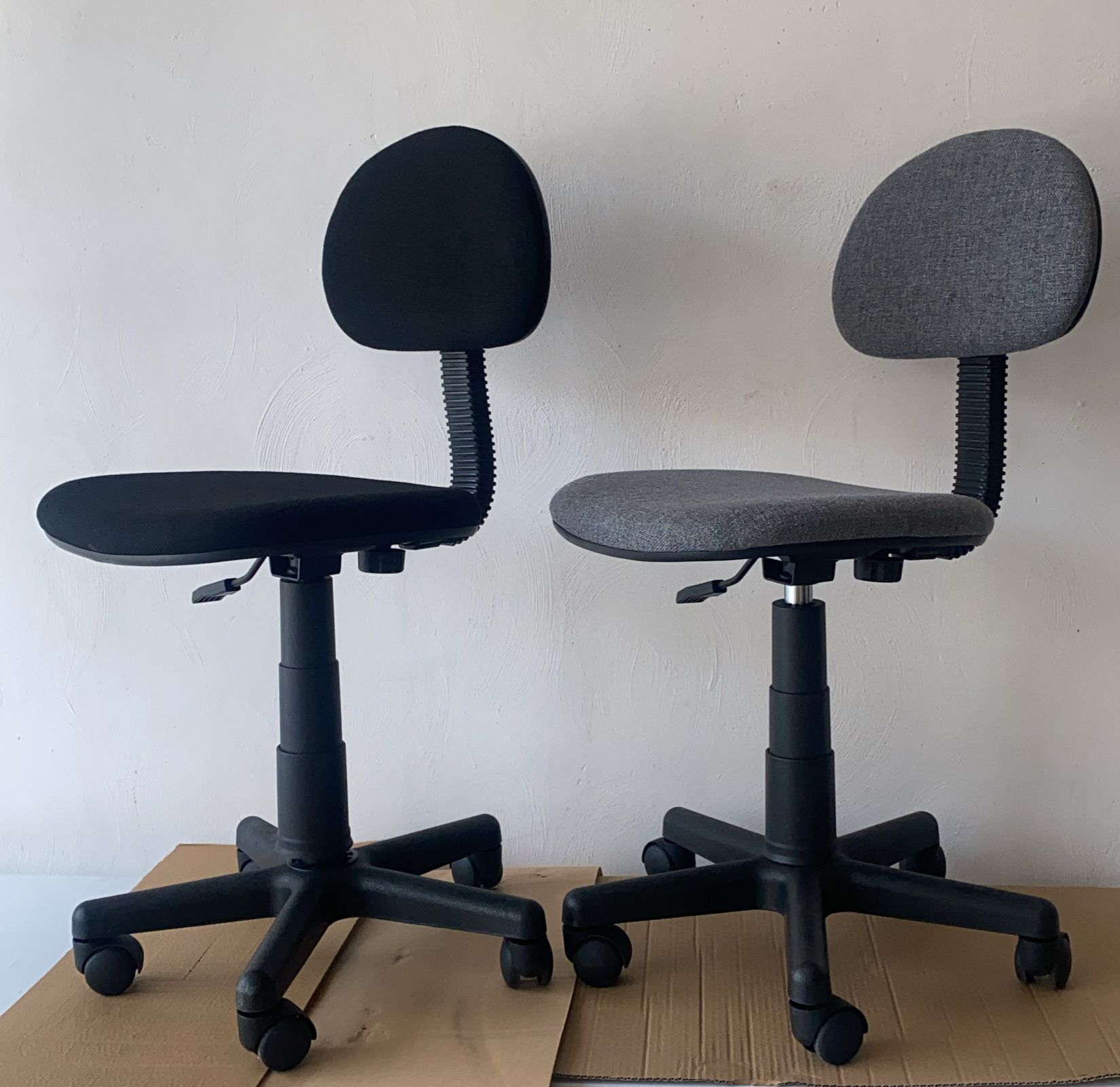 Silla secretarial Sky Chairs Color Gris 