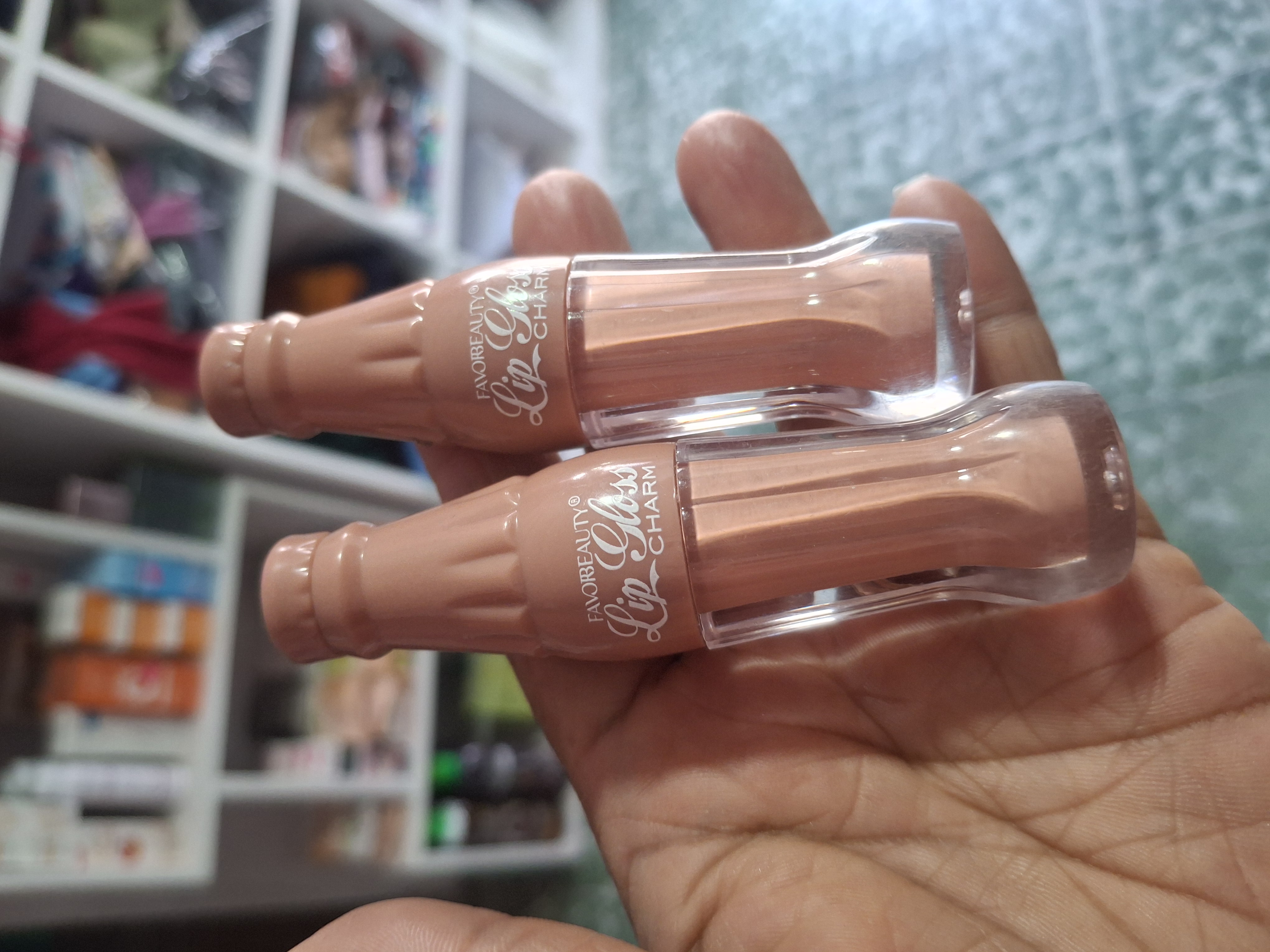 Labial coca cola - Semetabaj Visu