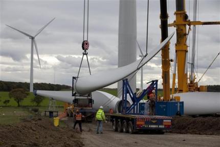 Wind turbine construction in Butterwick