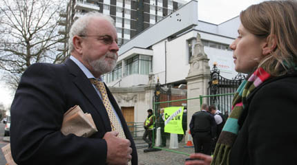 Conference organiser and climate campaigner meet