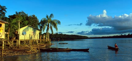 A settlement on the banks of the Amazon