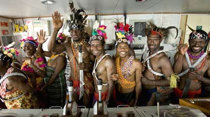 Manokwari dancers on the bridge of the Esperanza