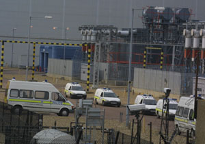 Sizewell B: police vans arrive at Sizewell