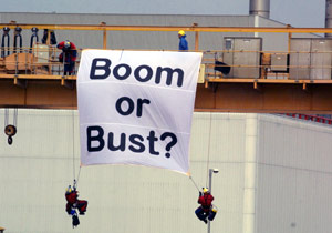 British Energy owned Sizewell B: Greenpeace drop a  banner during the site's occupation in October 2002