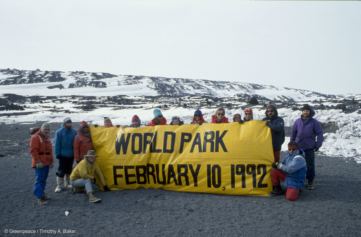 Форумы гринпис. Greenpeace Greenpeace Camp in Antarctica. Greenpeace Россия возмутительное фото.