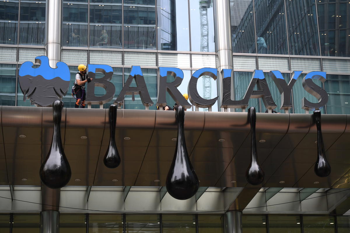 Image for Tell Barclays to say no to dirty tar sands