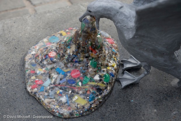 Sculpture showing seabird and ocean plastic