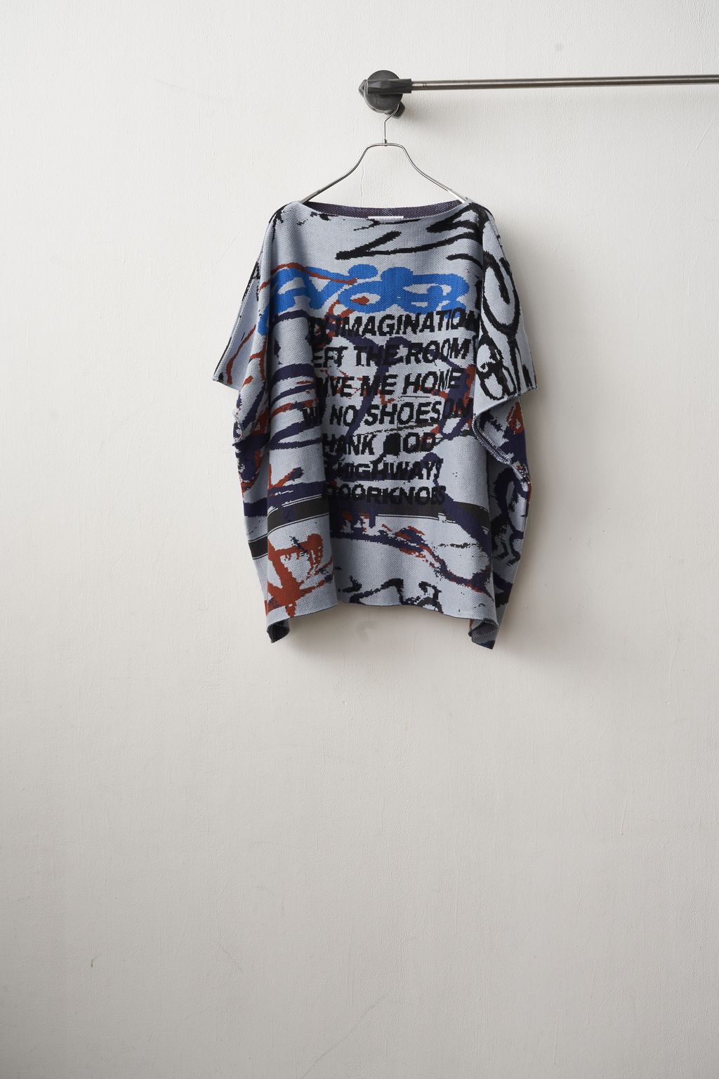 Graffitiknit | BODYSONG. | Granstra | 展示会サービス