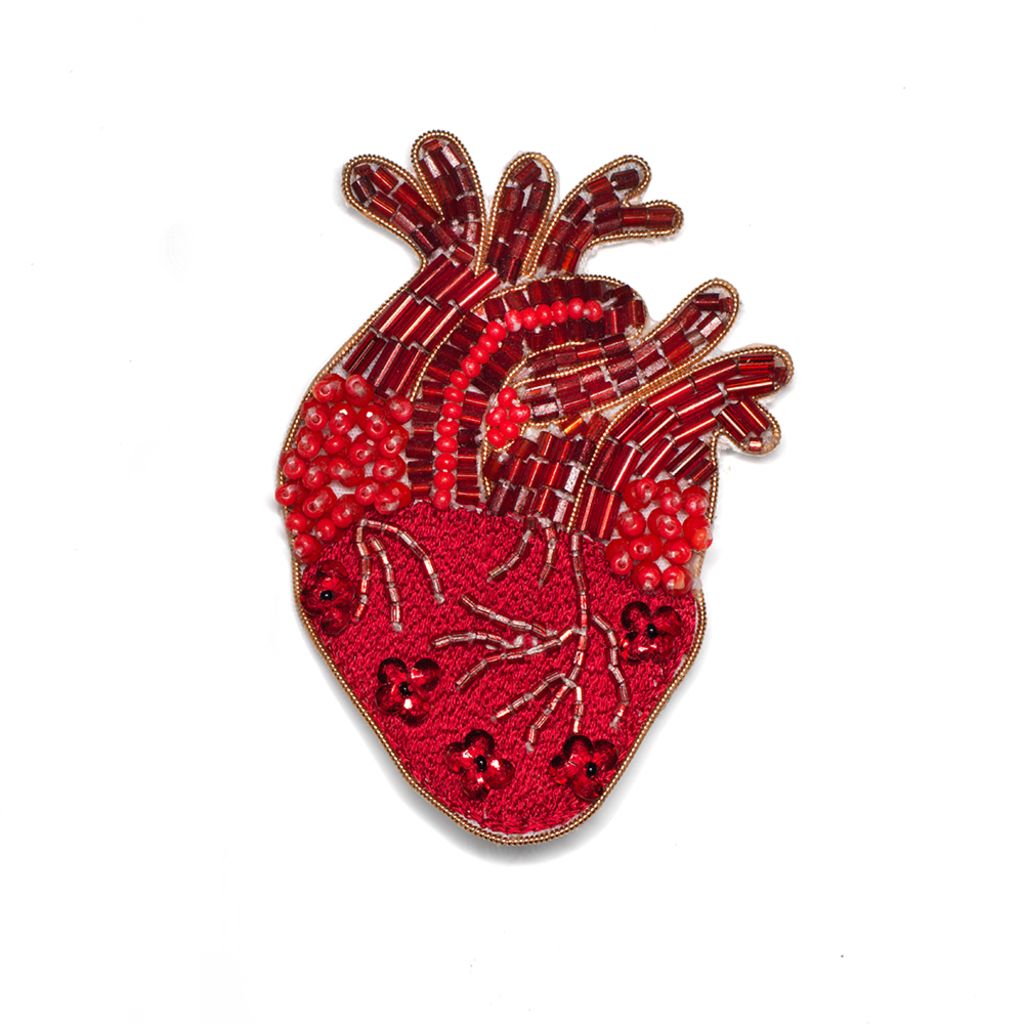 ¥2999 vivid corazon 心臓????ブローチ　ビーズ刺繍