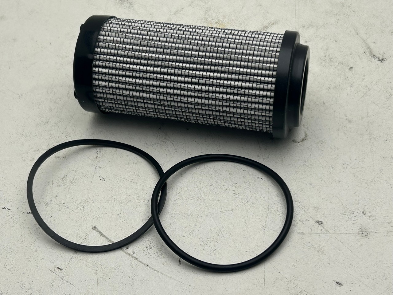 5735256 Magnaflow Medium pressure filter