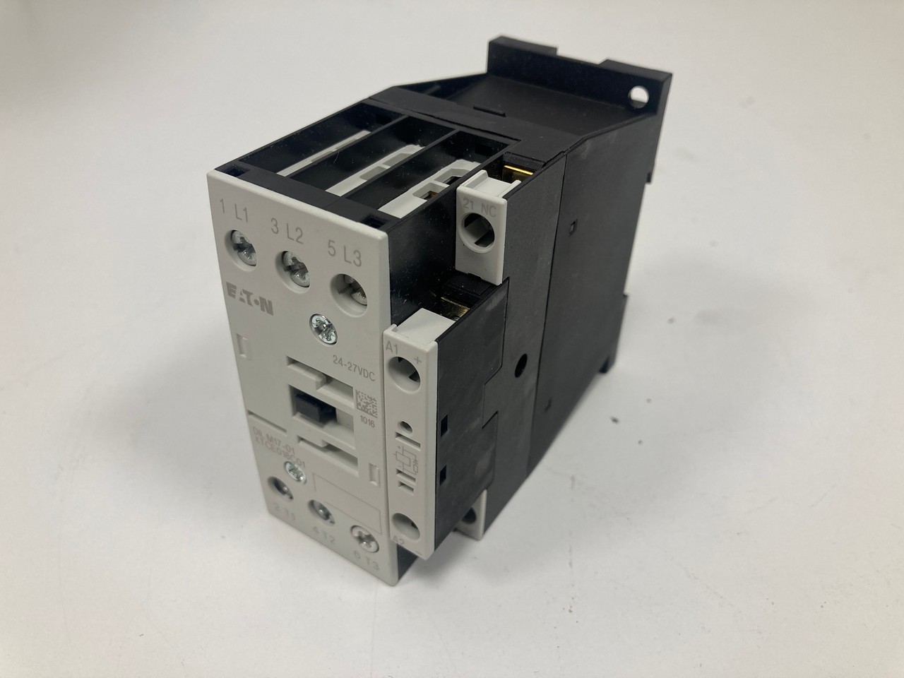 XTCE018C01TD Eaton Contactor DILM17-01 (RDC24)