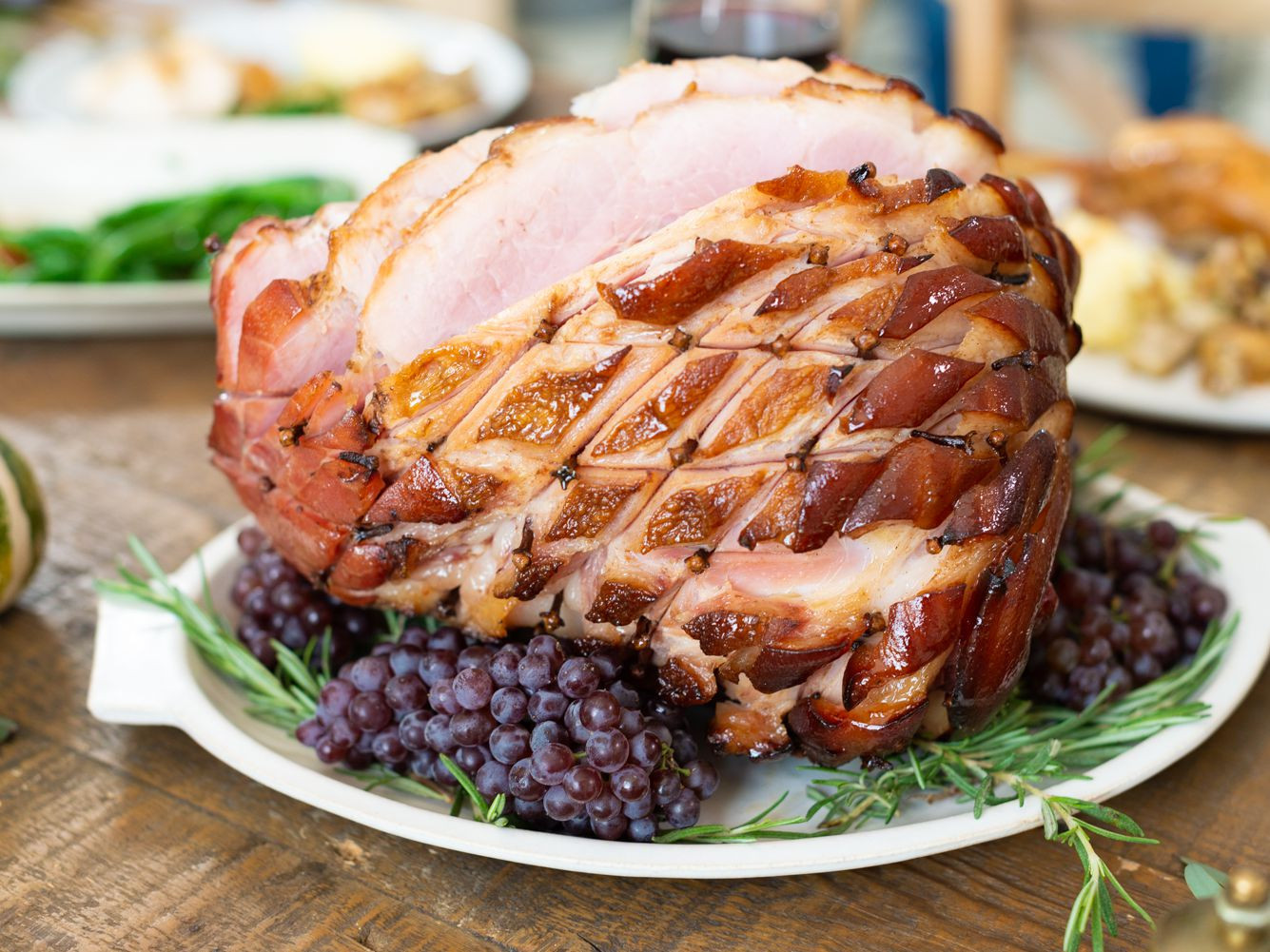 Hill's Brand Spiral-Cut Half Ham (9 lb Average) - Order by Unit