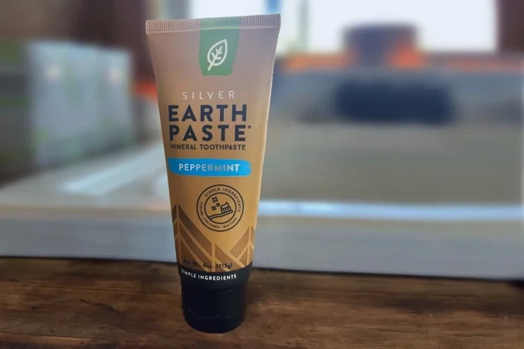 EARTHPASTE Peppermint