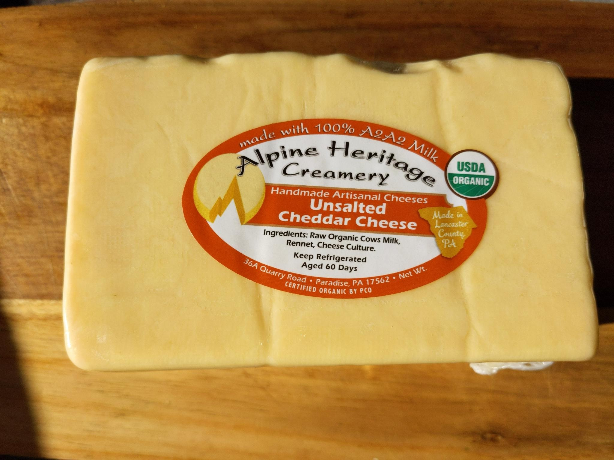 Organic Raw Unsalted Cheddar Cheese, 2.5lb