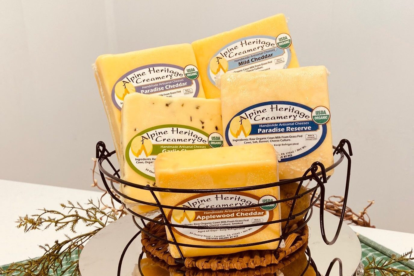 Organic Raw "King of Cheddar" Cheese Box