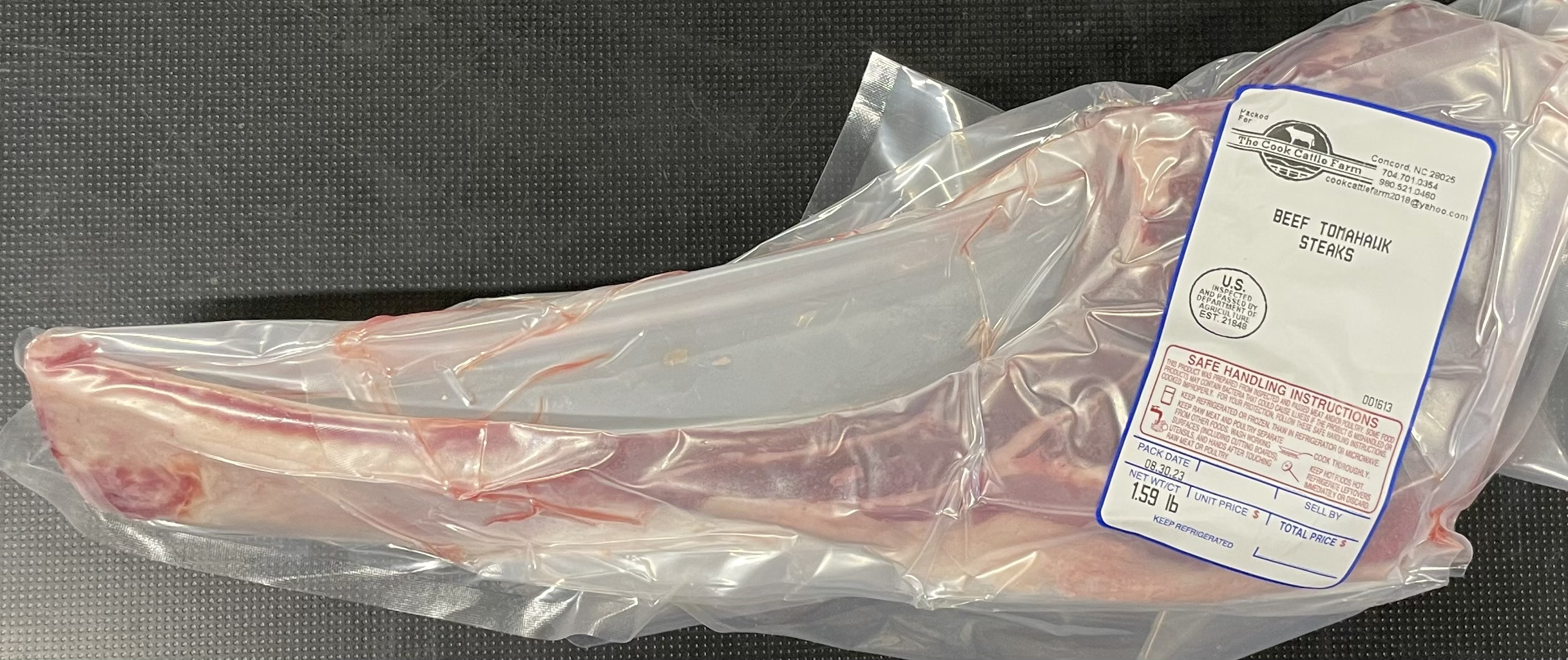 Tomahawk Steak