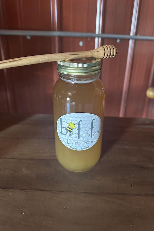 Honey 32 oz with a Wooden Honey Dipper