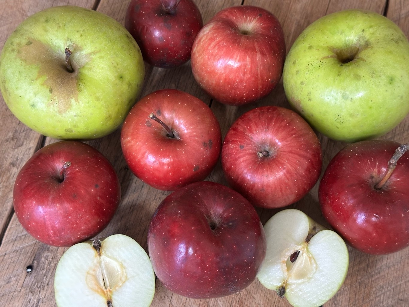 2 lbs. Fresh Apples