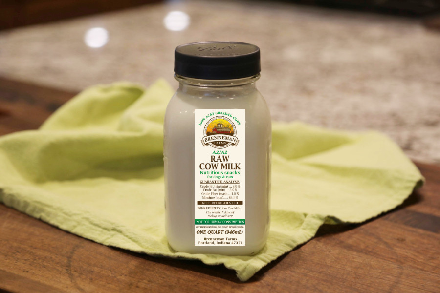 1 quart - Raw A2A2 Milk for Pets* | glass jar