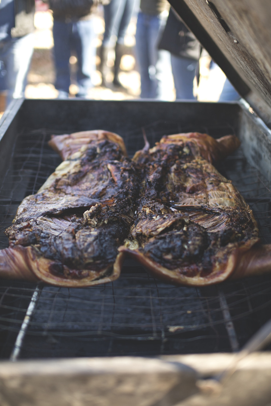 Whole Roasting Hog (65 lb,)