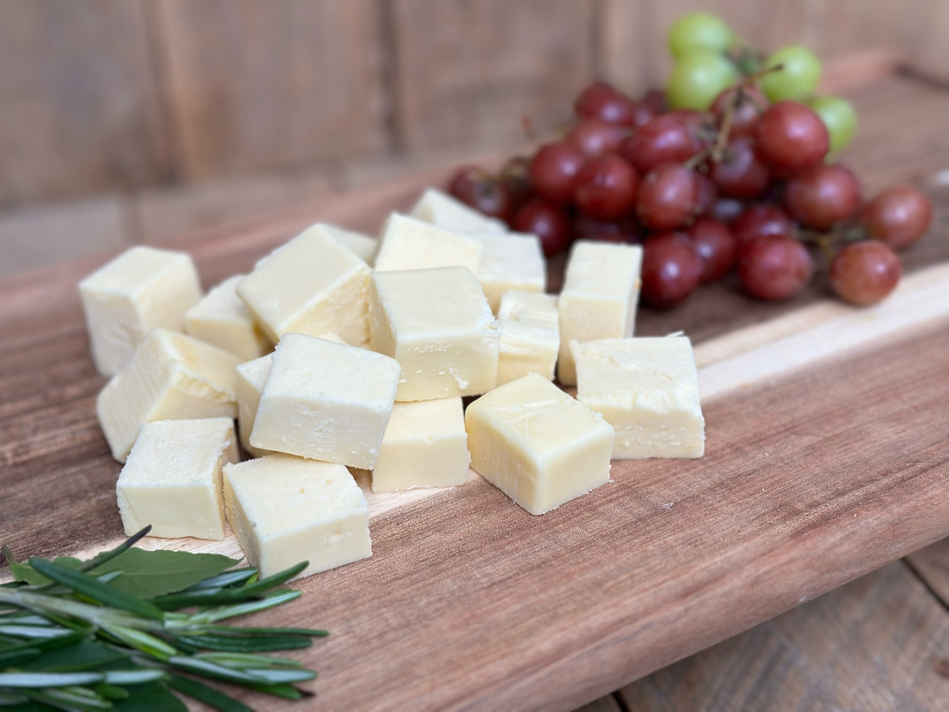 8 oz Unsalted Dutch Cheddar Cheese