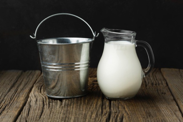 Raw Milk - 1/2 Gallon
