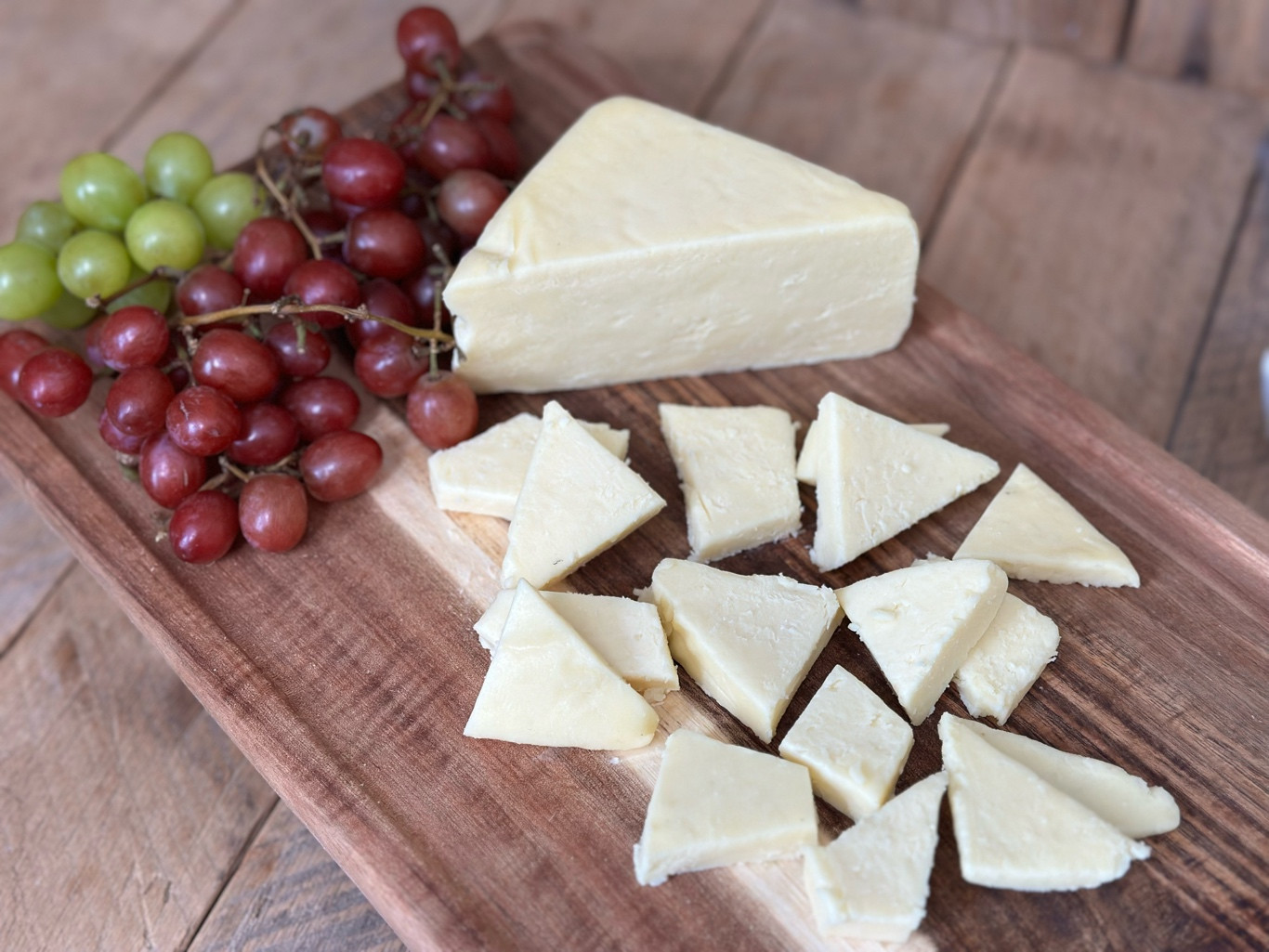 1 lb. Dutch Gouda Cheese