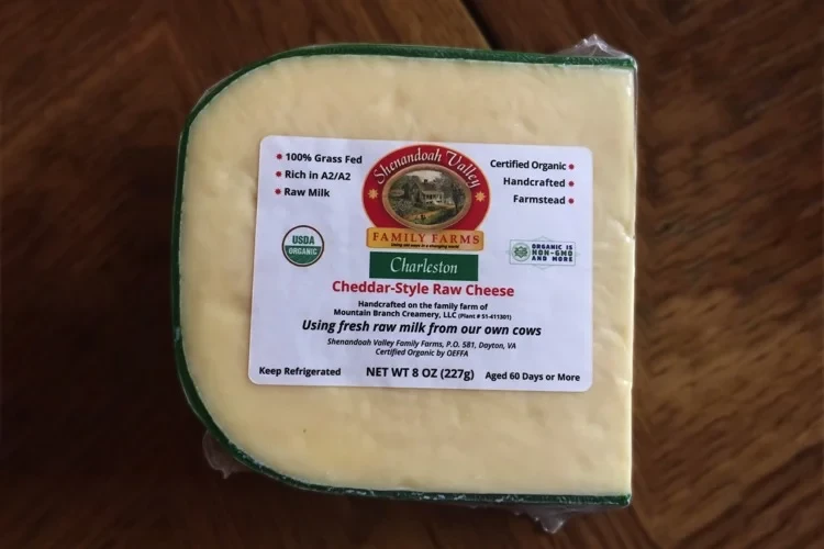 8 oz. | CHEDDAR RAW CHEESE