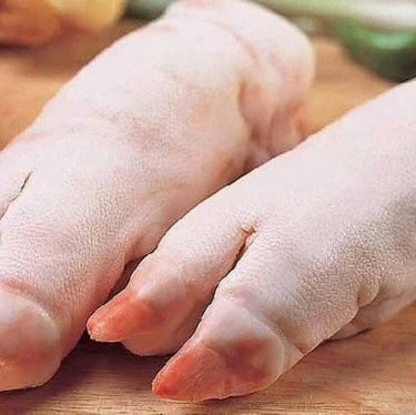 Pastured Pork Feet