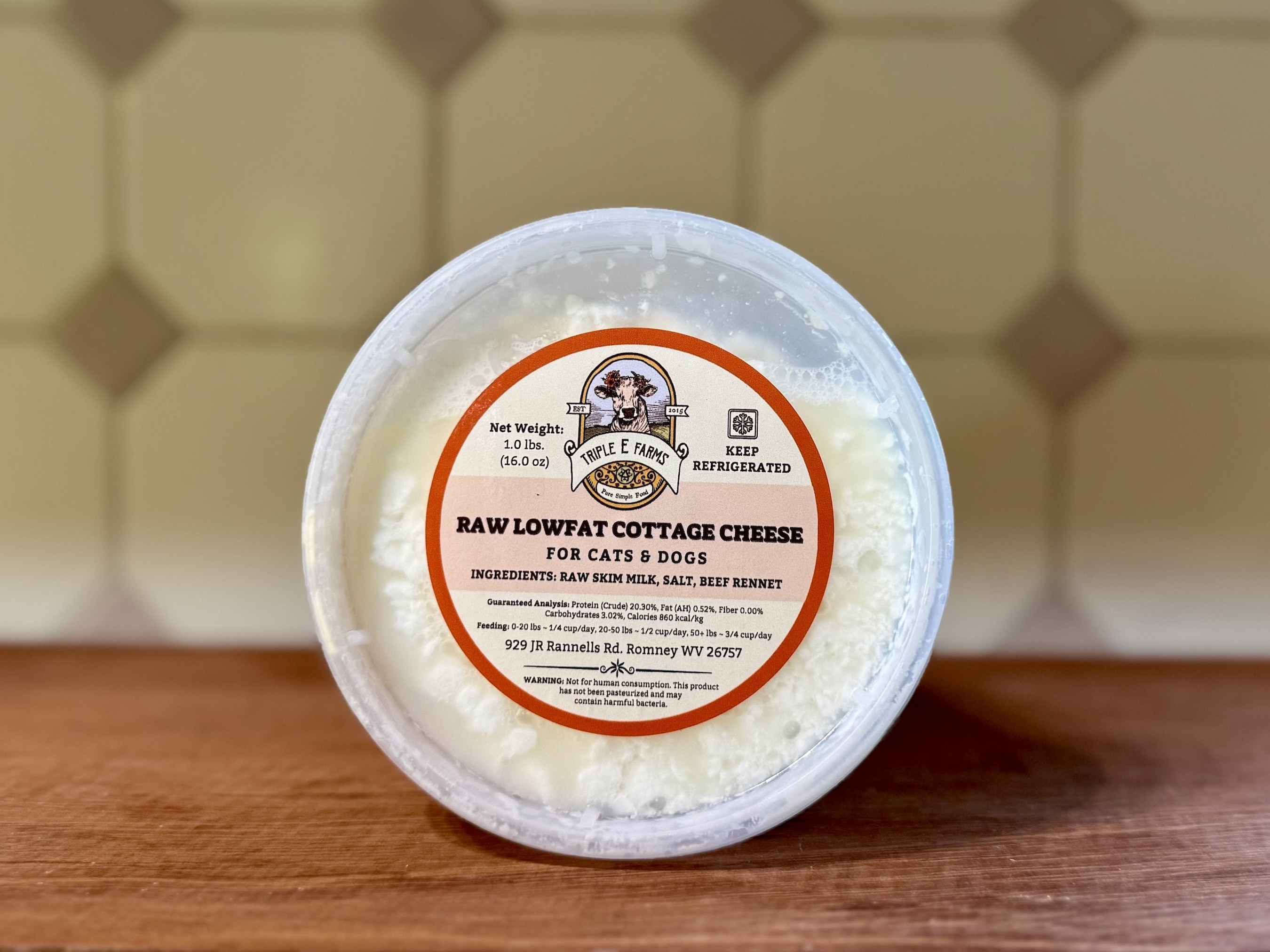Raw Low-Fat Cow Cottage Cheese for Cats & Dogs, 1 Pint in Plastic