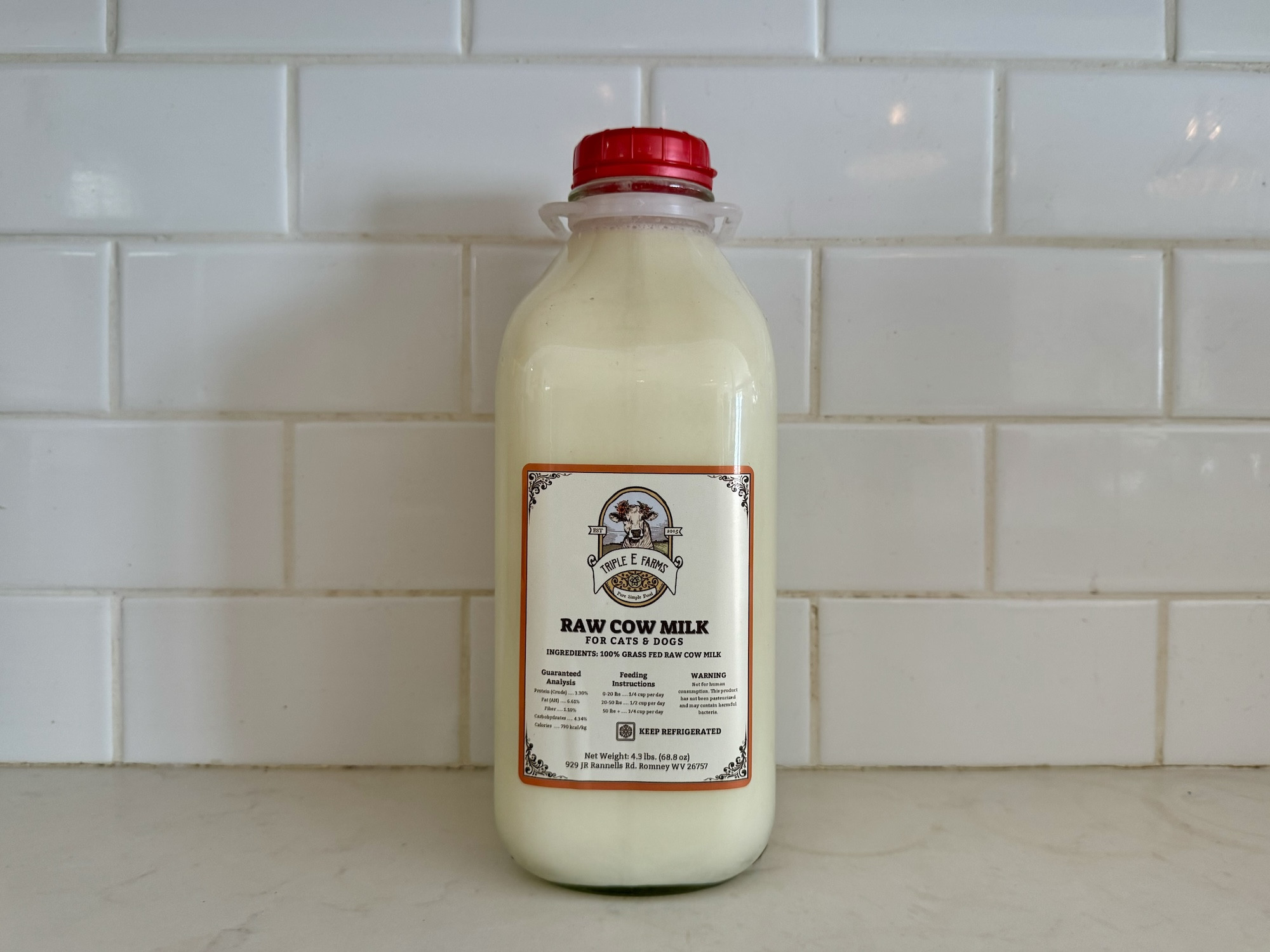 Raw Cow Milk for Cats & Dogs, 1/2 Gallon in Glass*
