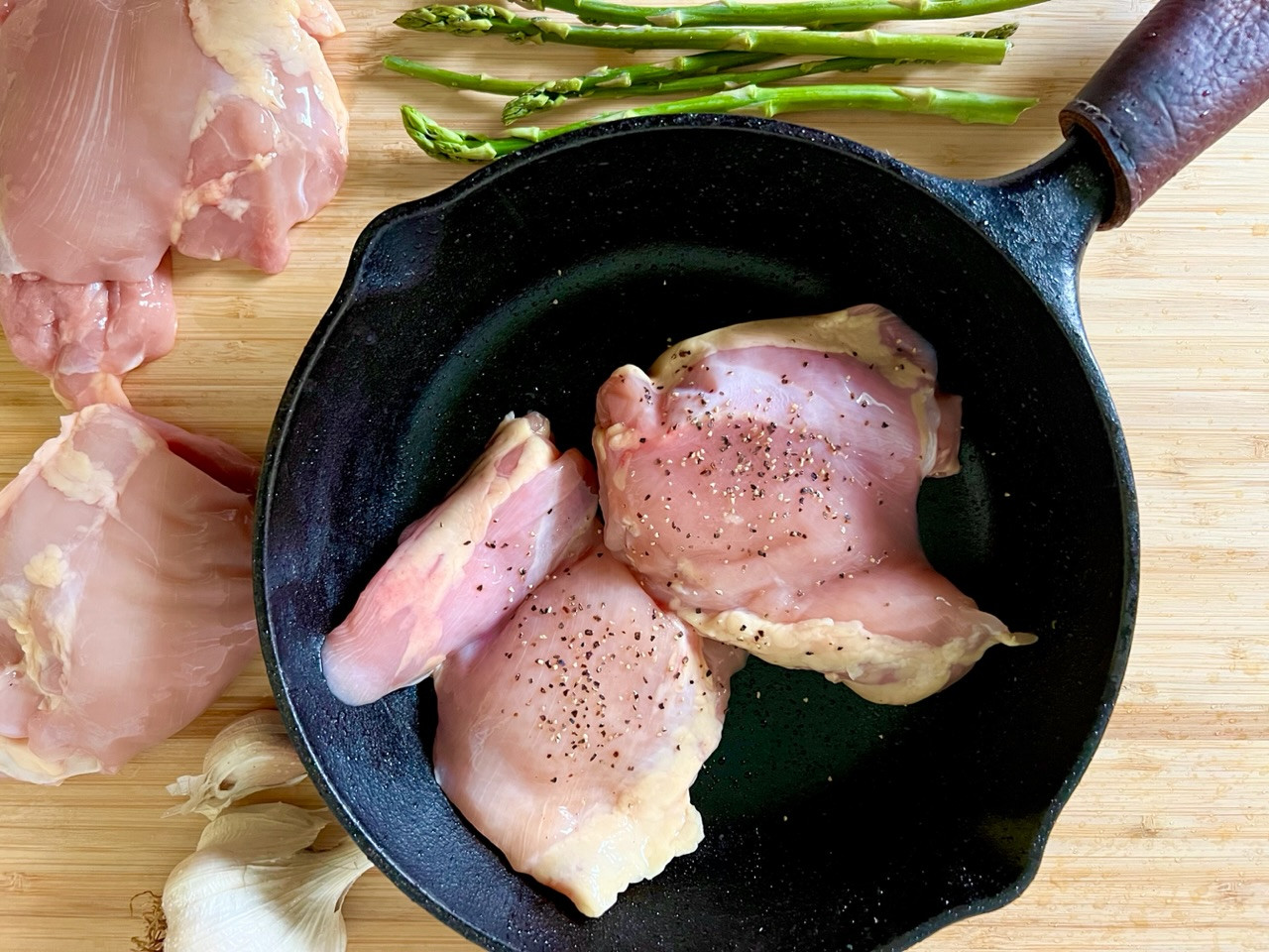 Chicken thighs, boneless and skinless