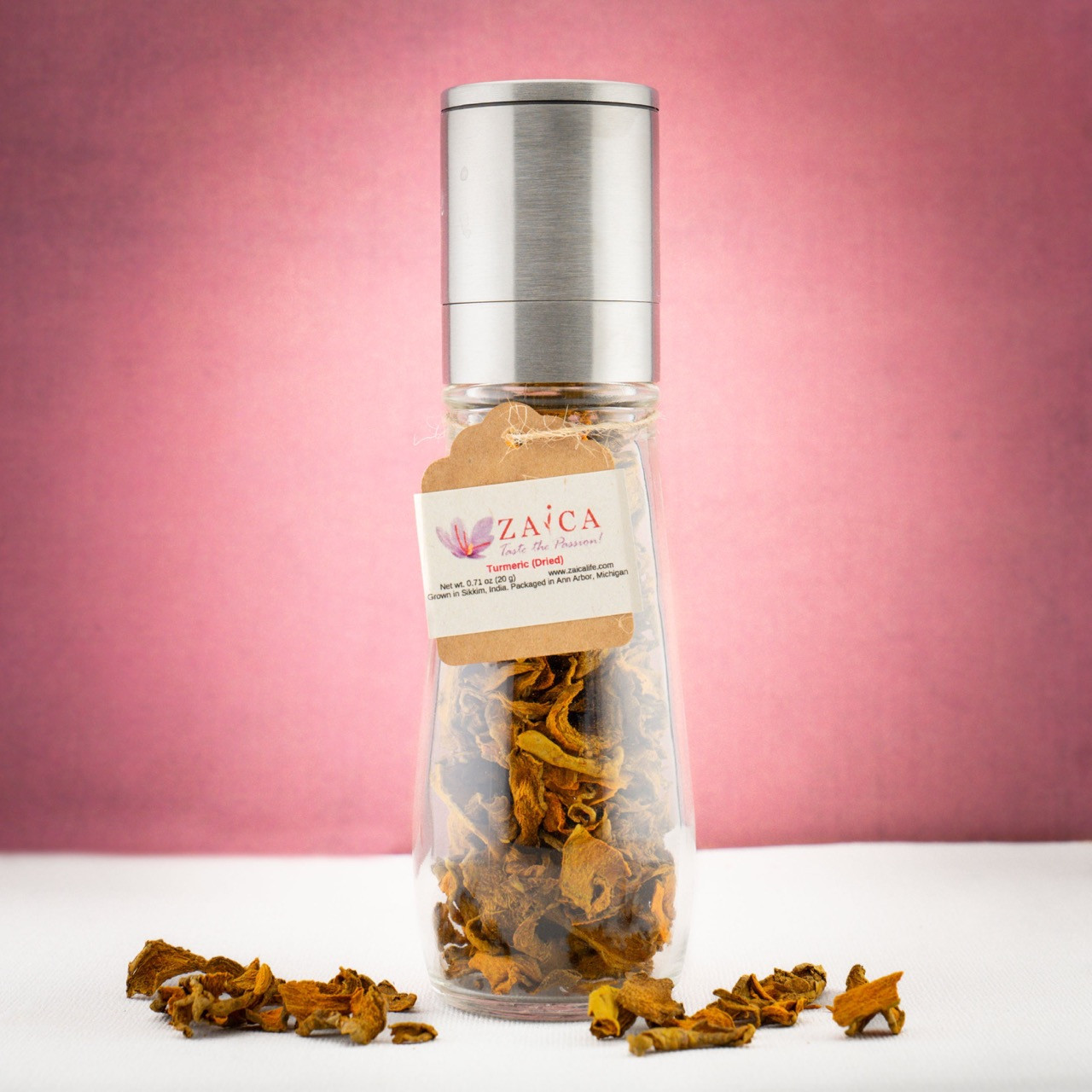 Spice Grinder | Dried Turmeric | Zaica