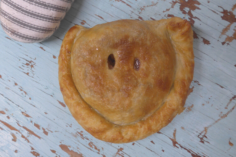 Cinnamon Apple Hand Pie  - Take & Bake