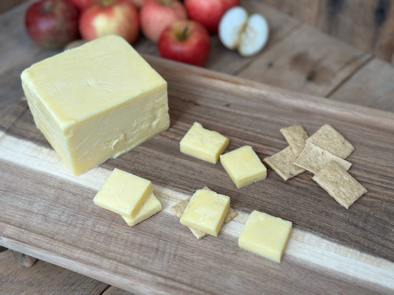 1 lb. Dutch Reserve Cheddar Cheese