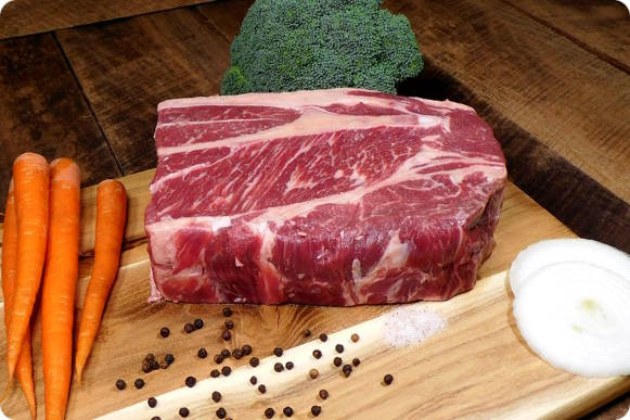 Beef, Chuck Roast - Bone In